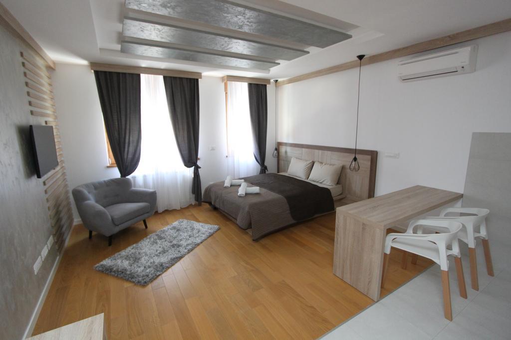 New Belgrade Apartments Magnetic, Parking 5 Evra Dan Bagian luar foto