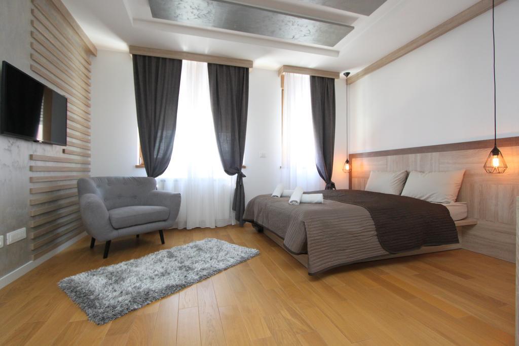 New Belgrade Apartments Magnetic, Parking 5 Evra Dan Bagian luar foto