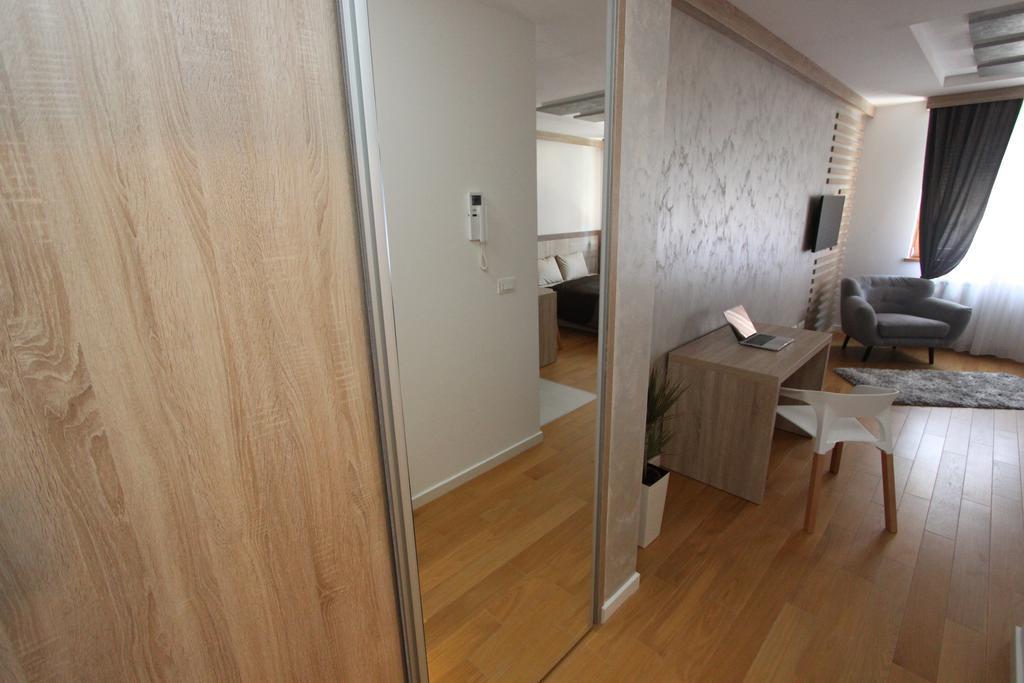 New Belgrade Apartments Magnetic, Parking 5 Evra Dan Bagian luar foto